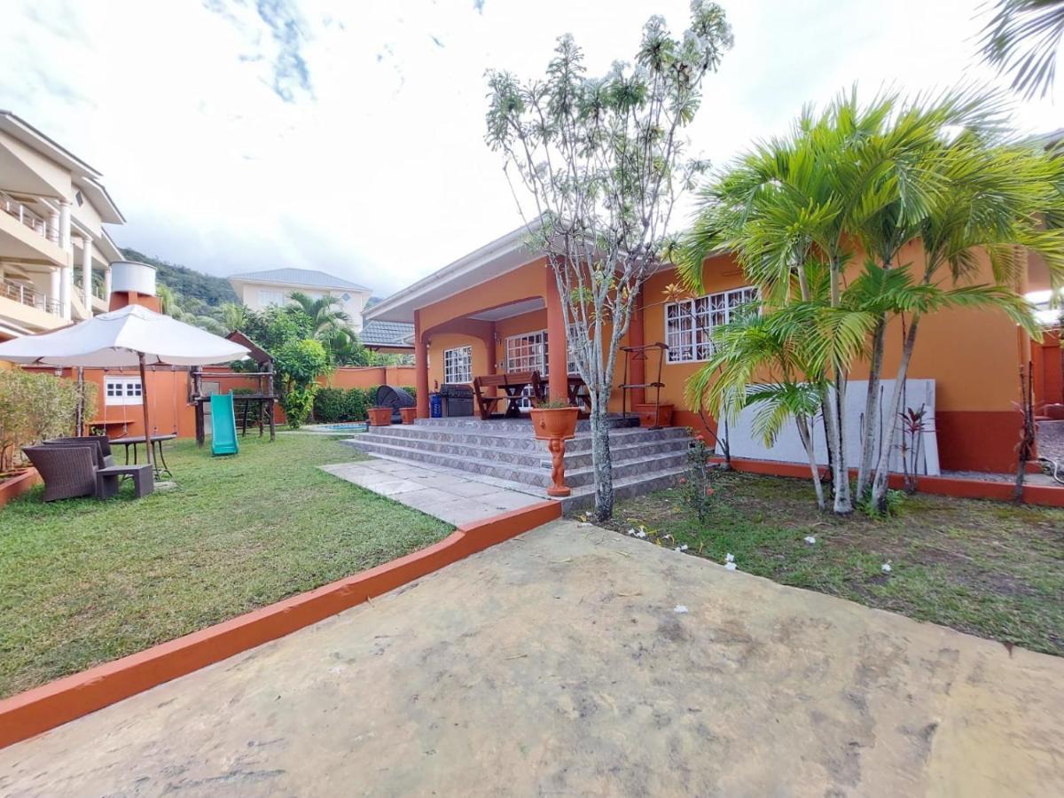 Beau Vallon Villa Self Catering With Pool Extérieur photo