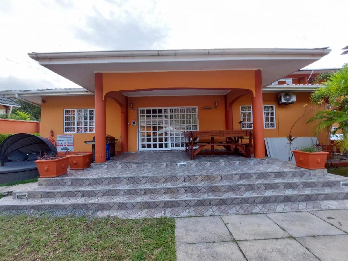 Beau Vallon Villa Self Catering With Pool Extérieur photo