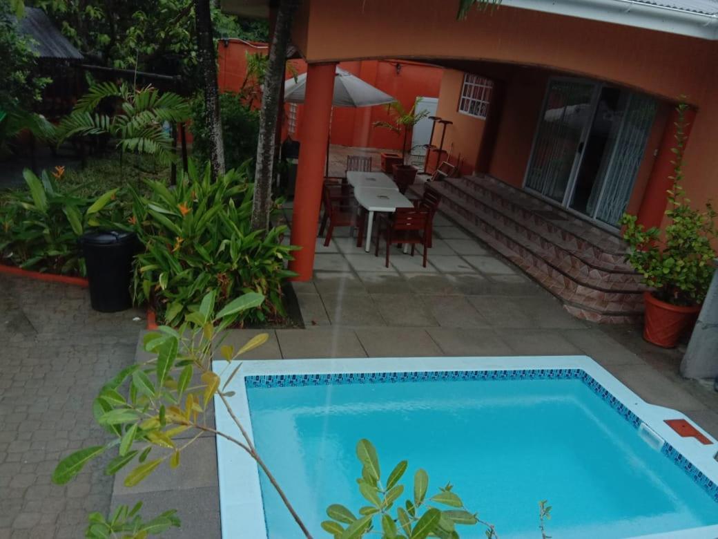 Beau Vallon Villa Self Catering With Pool Extérieur photo